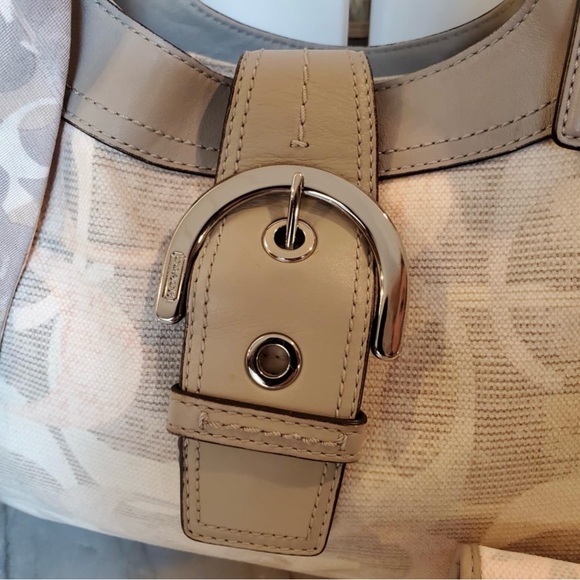 Coach SoHo Lynn Signature Hobo Shoulder Bag - Picture 4 of 15